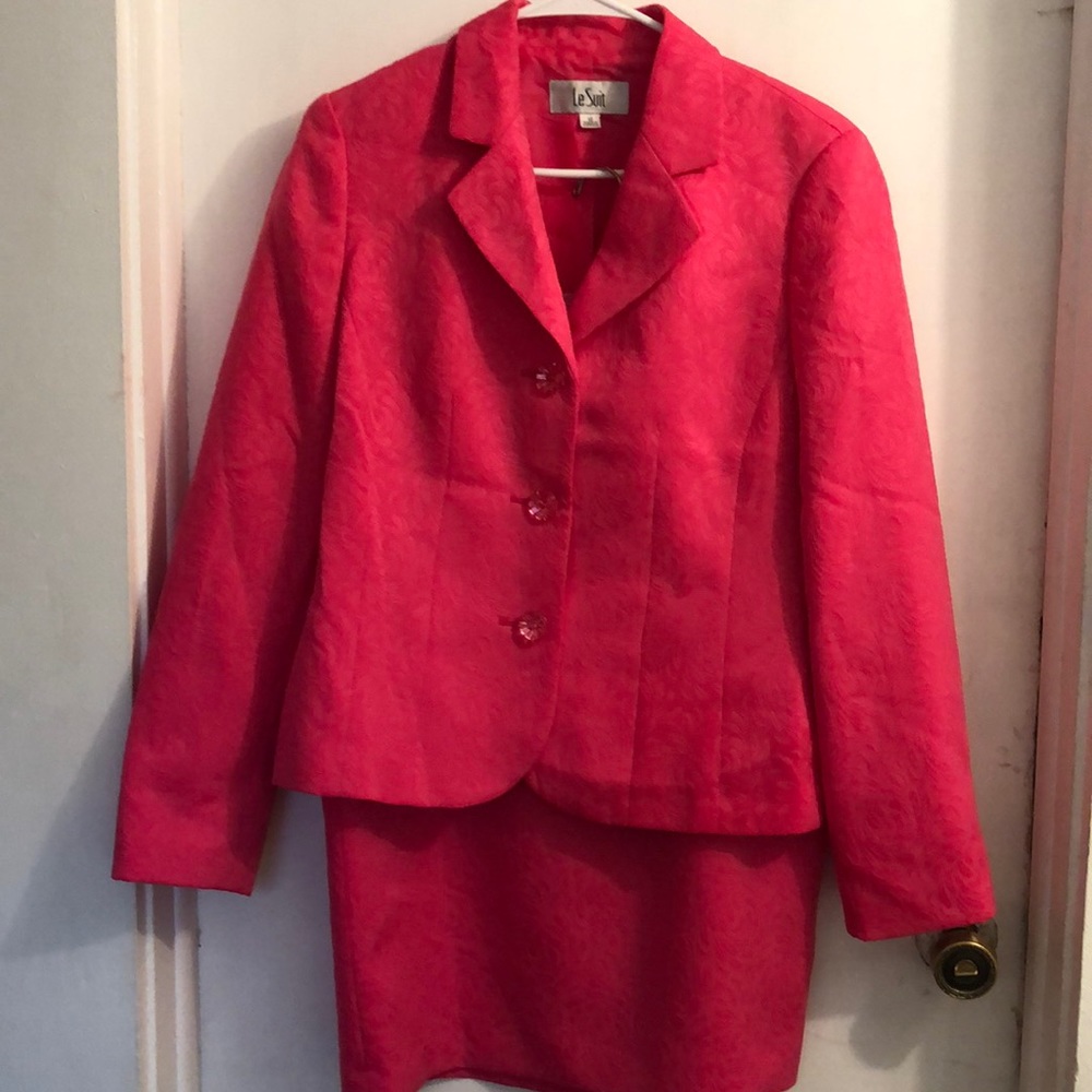 Hot Pink LeSuit size 10 skirt suit